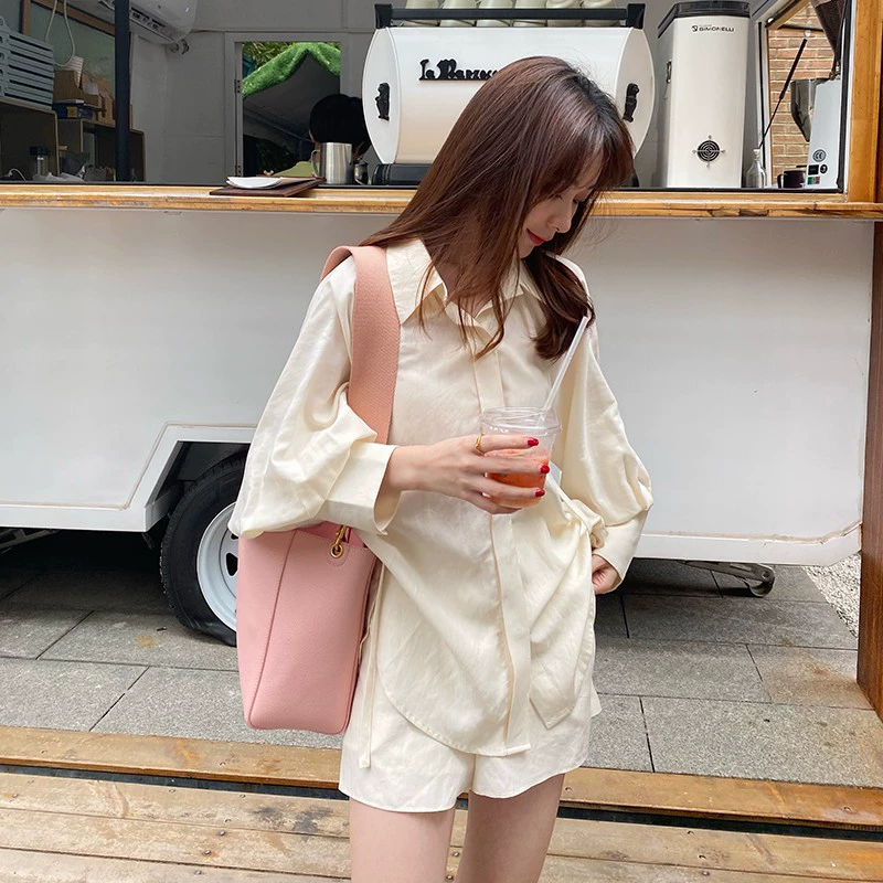 Fuchsia capacious summer phone bag, high-end, genuine leather