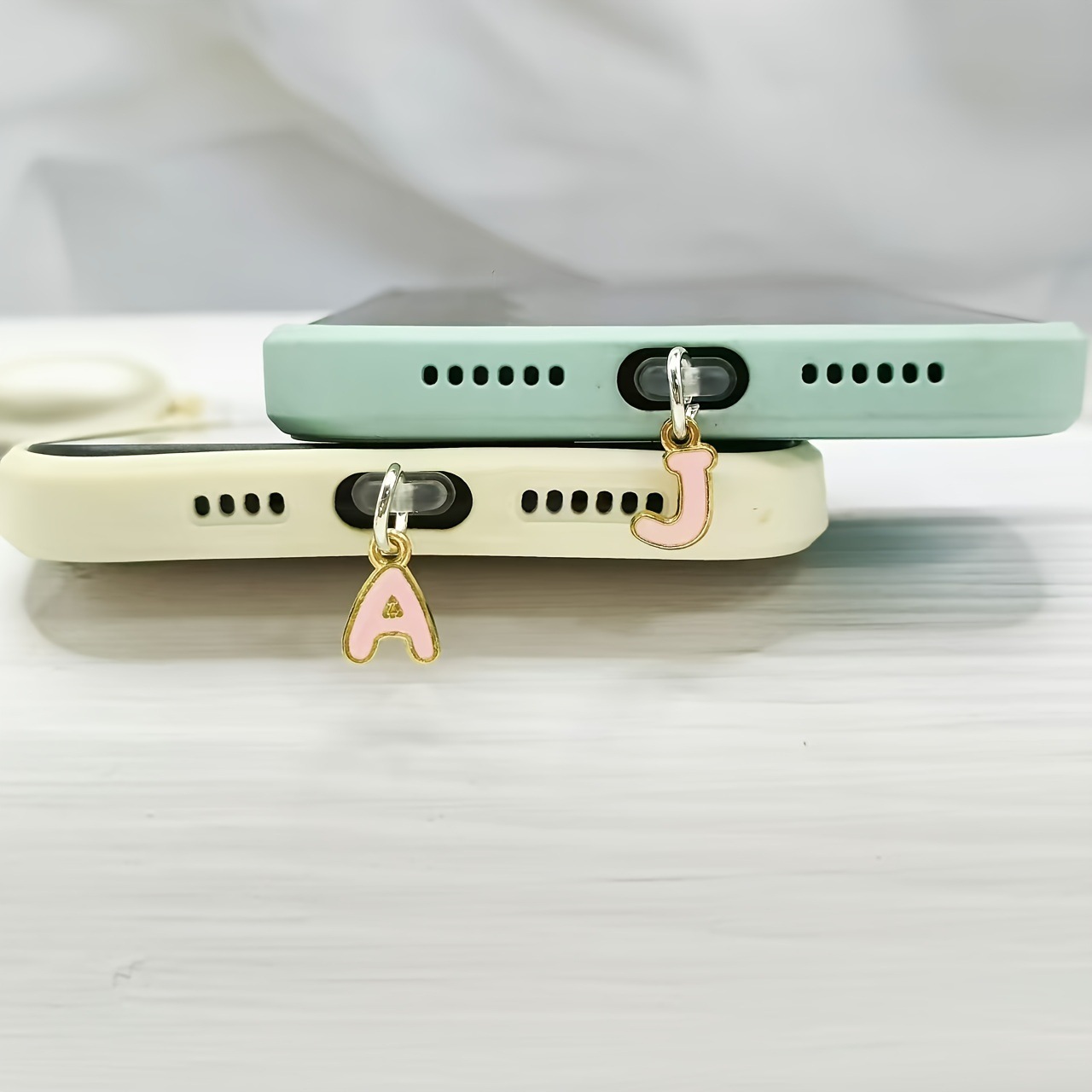 Cep telefonu toz fişi alaşım pembe mektup çekicilik toz fişi evrensel cep telefonu tozluk aksesuarları metal malzeme