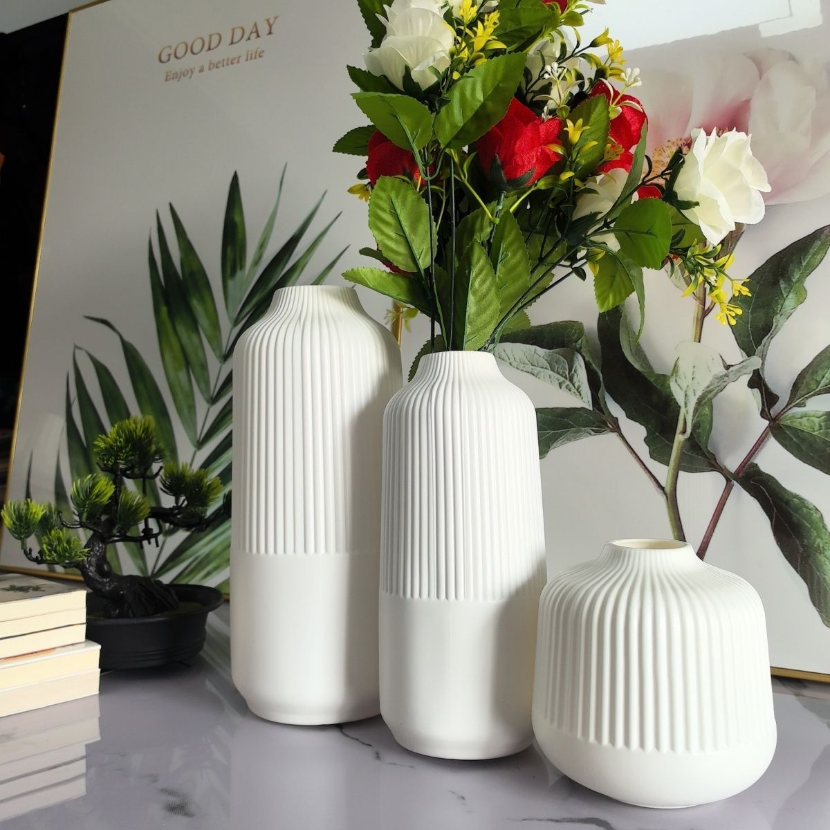 Imitation Ceramic Vase Ornaments, Living Room Flower Arrangements, High-End Decorations, Accessible Luxury, High-End Flower Arrangements, Ins Style Wholesale Cross