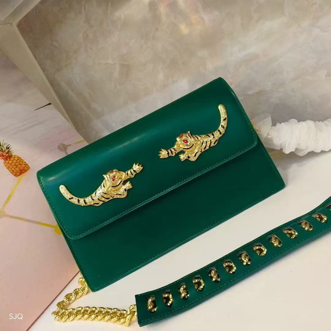 Luxury Banquet Chain Bag For Women - Elegant Nappa Leather Shoulder & Crossbody Bag, Retro Small Square Bag - Thumbnail 7