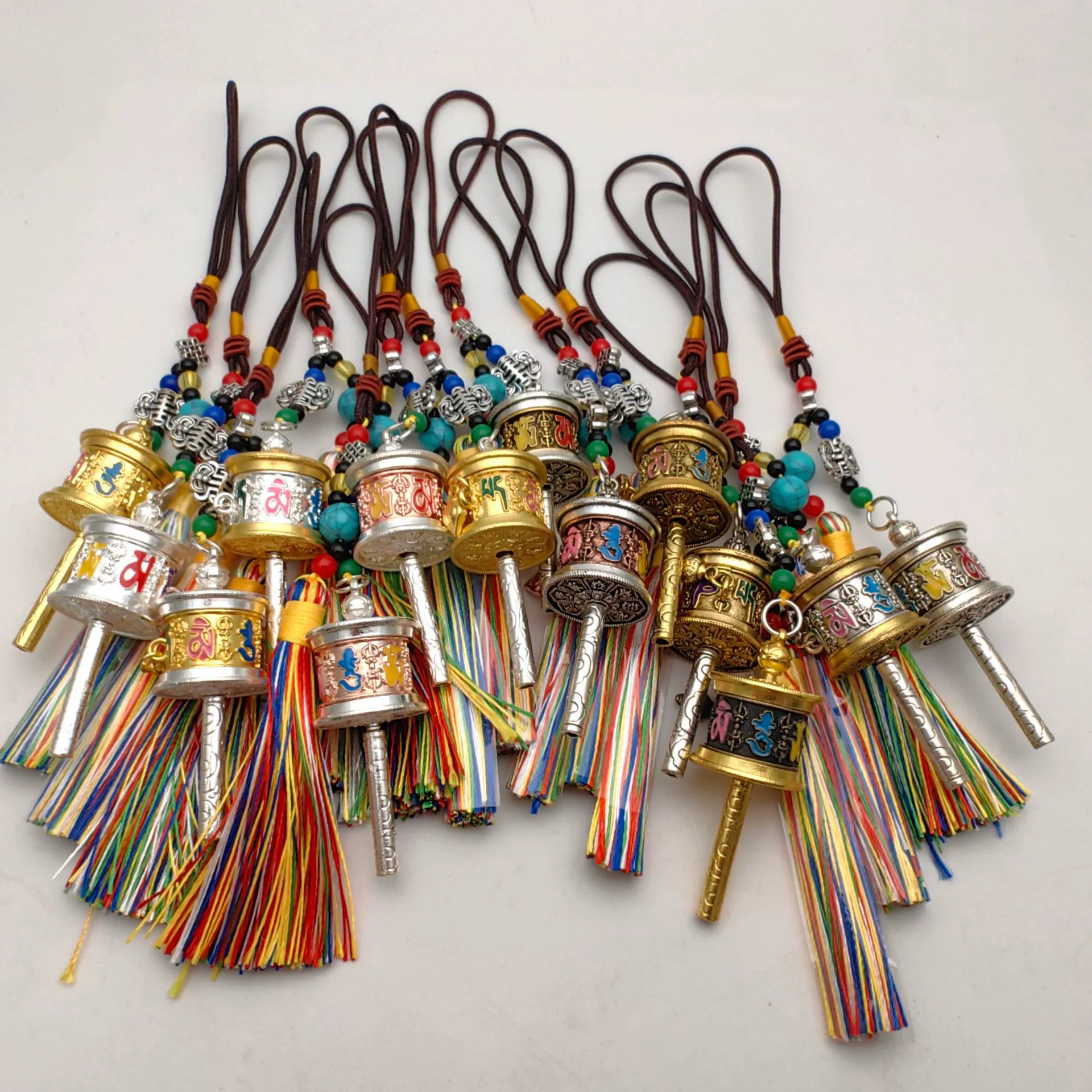 Accessory, pendant with tassels, keychain