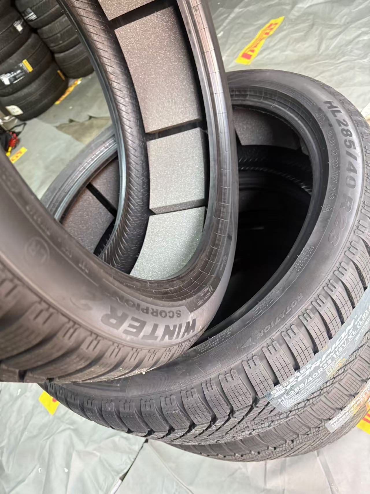285/40R23* Tiger Range Rover 23inch Original Imported Winter Tires Snow Tires in Stock Imported from the Uk