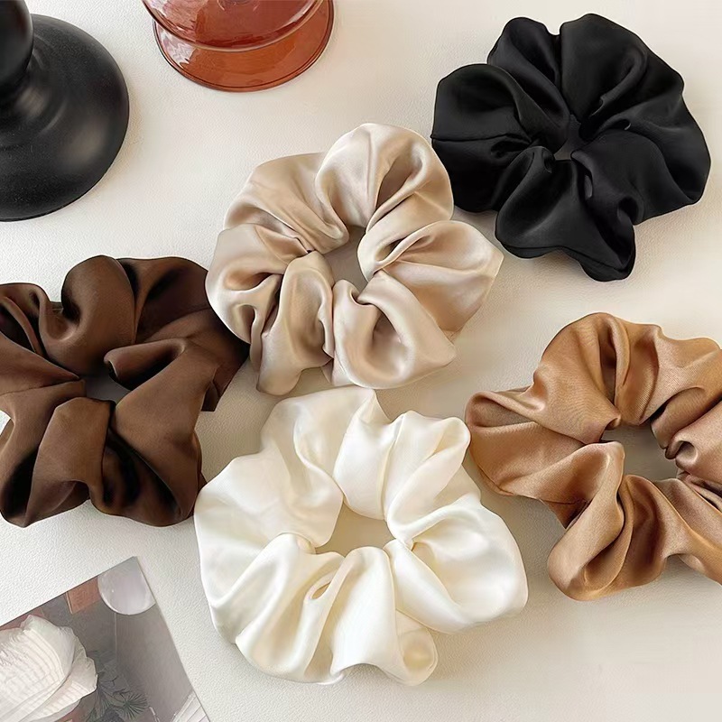 高级感纯色缎面大肠发圈法式简约丝绸马尾头绳仿真丝头饰发饰皮筋
