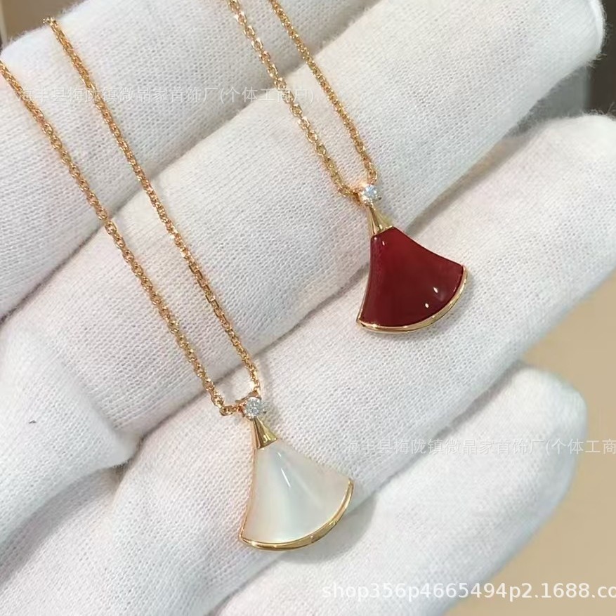high version bao home small fan necklace seiko cnc white shell small skirt necklace s925 silver plating 18k thick gold