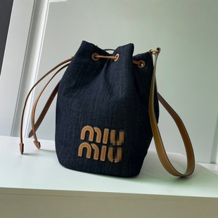 miϵţ��ˮͰ��Ů2024�¿�μ���߼���ײɫ���K��