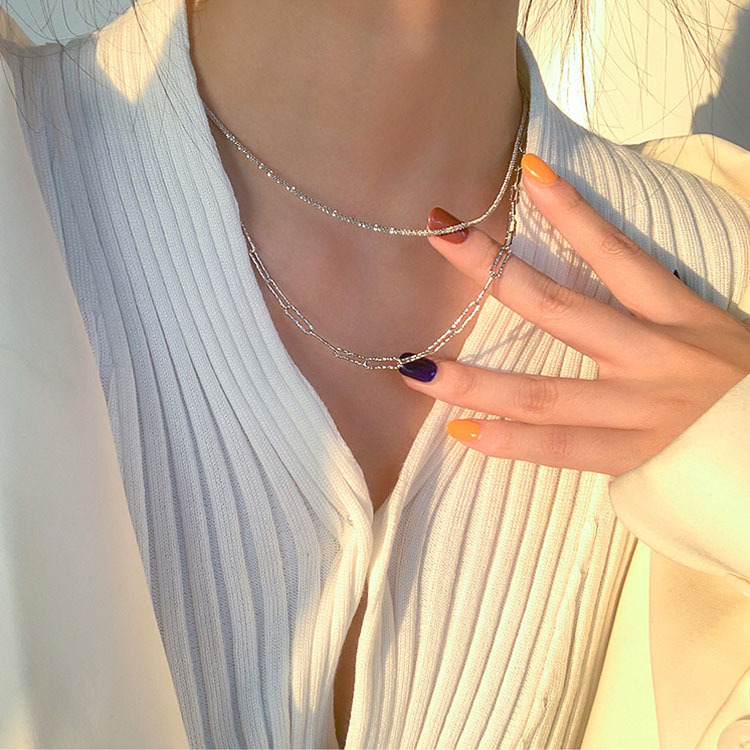 Small design necklace
