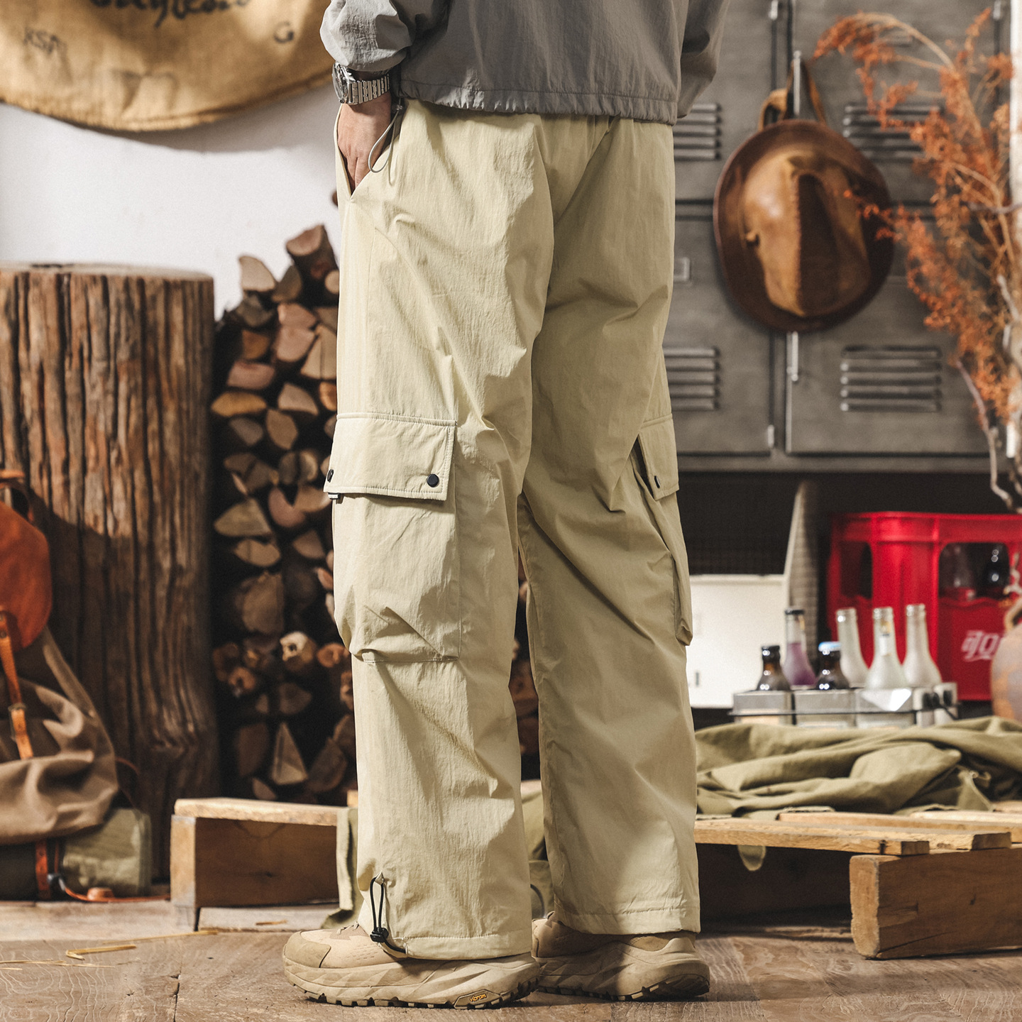American Retro 90% Duck down Cold-Proof Workwear down Pants for Men, Winter Warm Thickened Outdoor Paratrooper Ski Pants