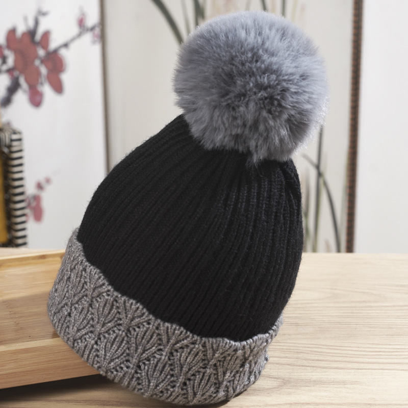 Women's Cartoon Style Sweet Simple Style Solid Color Ear Warap Wool Cap display picture 5