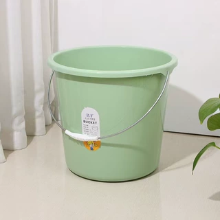 塑料水桶工厂批发加厚带盖手提学生宿舍洗衣储水桶大号家用水桶