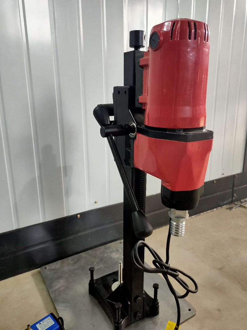 钻孔取芯机详情2