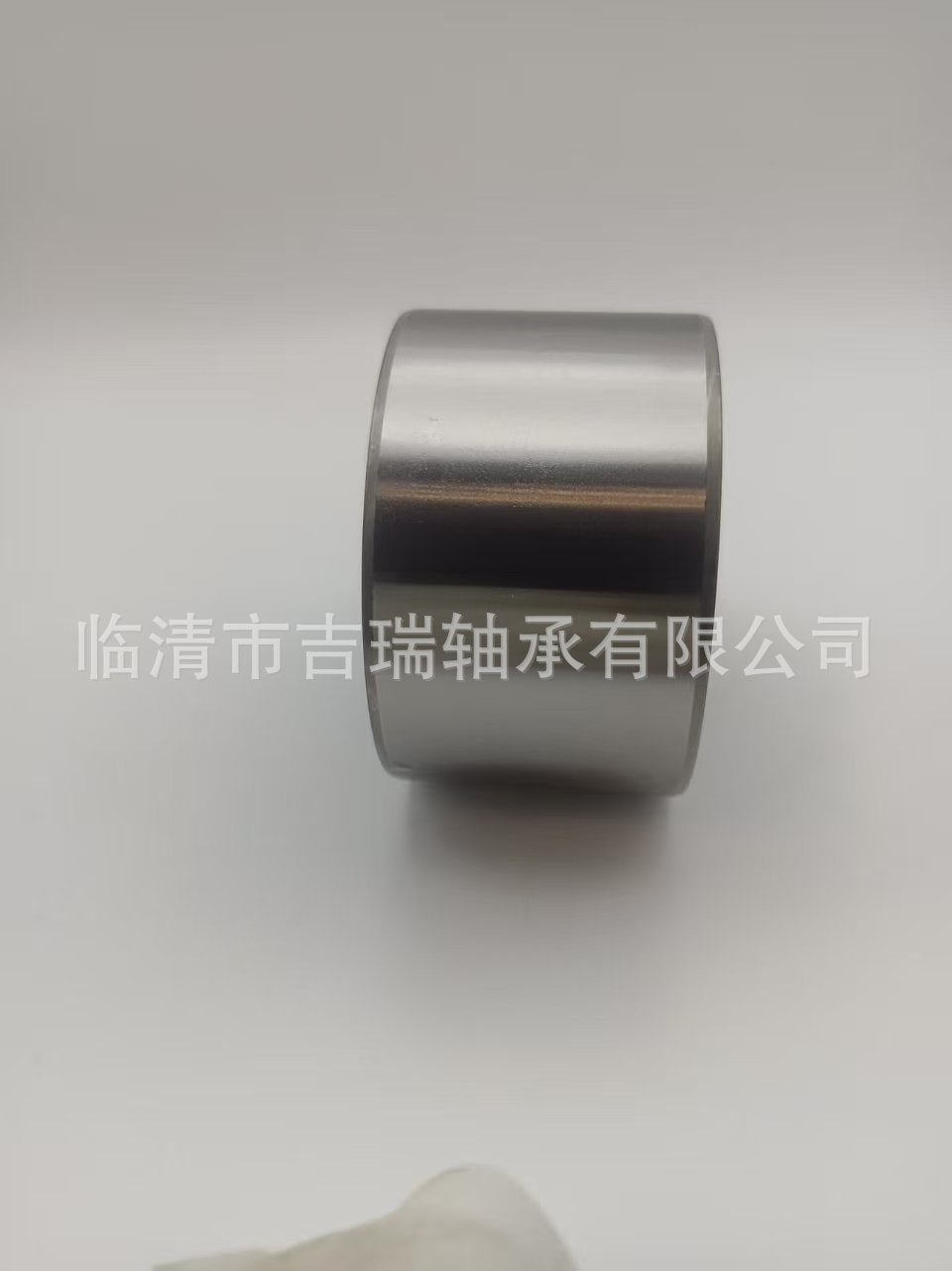 Suitable for Lada Fiat front wheel DAC30600037 6-256706 663095 car wheel bearing