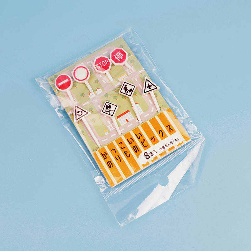 Cartoon japonés encantador tenedor de fruta transfronterizo venta caliente stick de fruta creativa decoración mini tenedor de fruta al por mayor