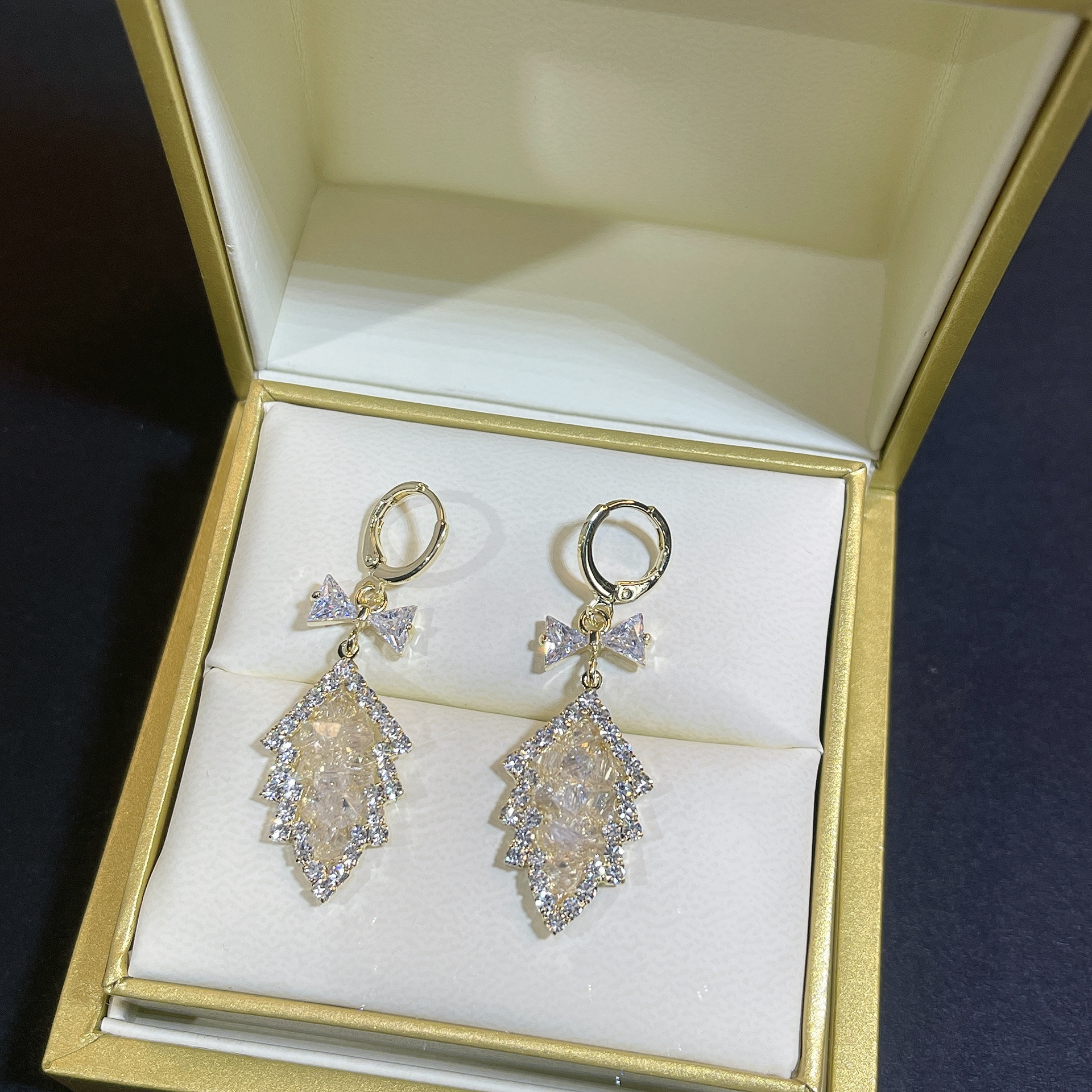 O1CN01sJlJbc1uPn1ztPNKe_!!3377