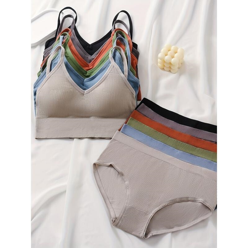 G 11920 Seams Bandeau Set Strapless Lingerie Set G 11920 Seams Bandeau Set Strapless Lingerie Set