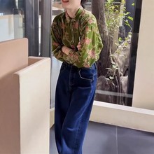 241196大爱美依缘2025秋冬新款翻领撞色花朵长袖衬衫高腰牛仔裤女