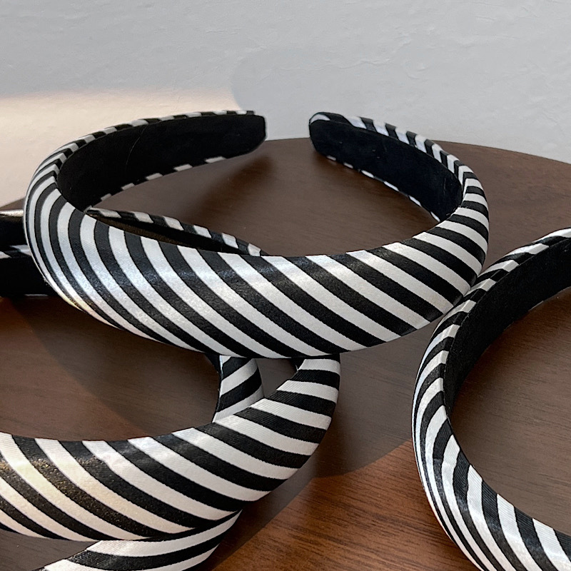 Retro Stripe Cloth Hair Band display picture 3