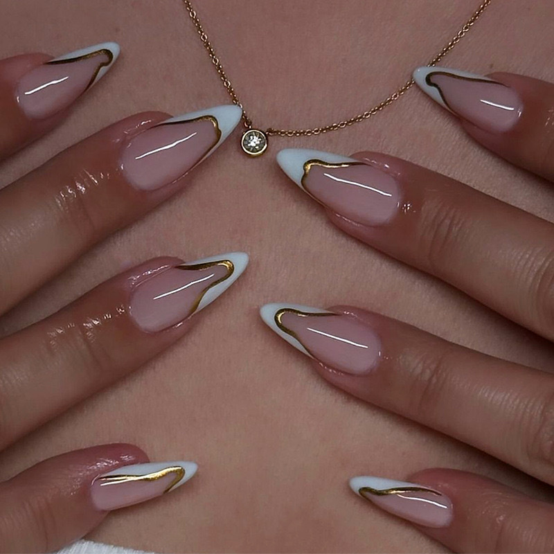 Gold Line European and American Almond Shaped Fake Nail Pointed Nail Art White French Gold Stripe European and American Style Wear Armor Gold Line European and American Almond Shaped Fake Nail Pointed Nail Art White French Gold Stripe European and American Style Wear Armor