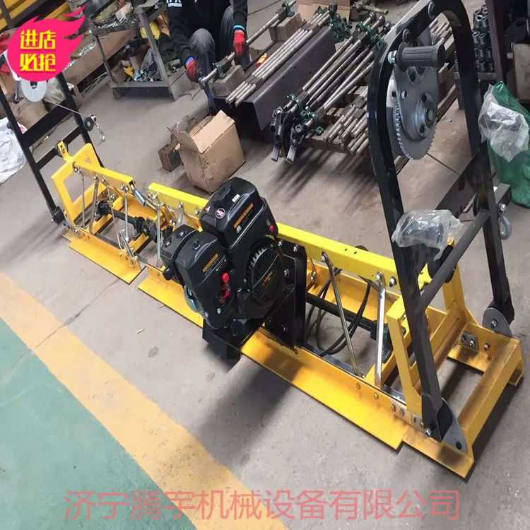 供应混凝土路面振动梁 框架整平机 源厂直供经久耐用