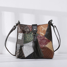 头层牛皮复古国风女士真皮单肩包 拼接牛皮压花斜挎包流苏女包