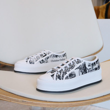 2025�����¿��״̽�����ЬŮD�Ұ�Ь������ϻ��W��վС����Ь