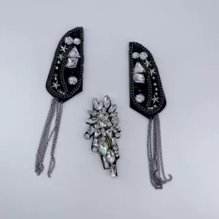 新款现货厂家供应钉珠时尚肩章布贴服装包包辅料DIY配件