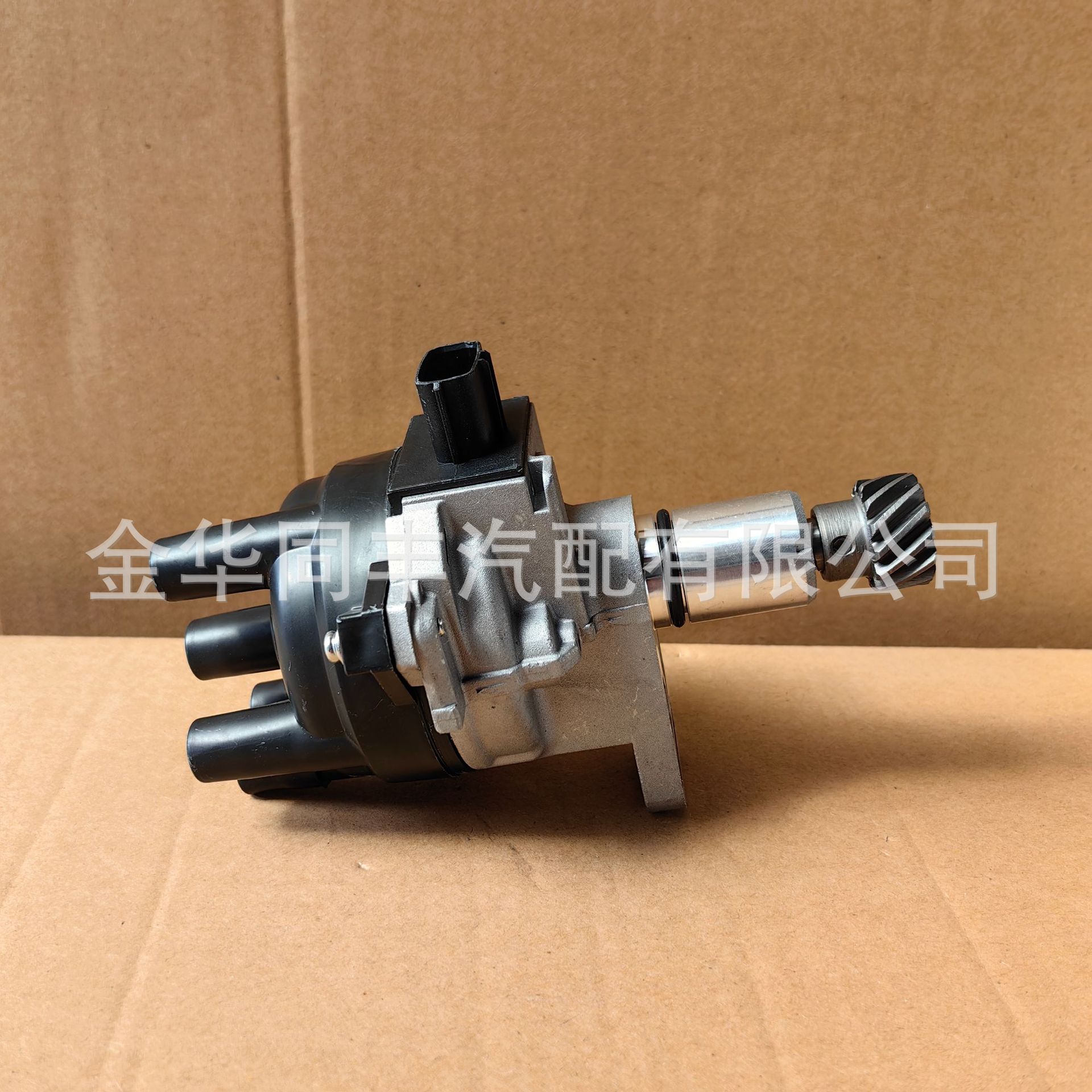 Cross-Border Hot-Selling Distributor and Ignition Distributor Suitable for Geo Tracker 1.6l33100-56b11 *