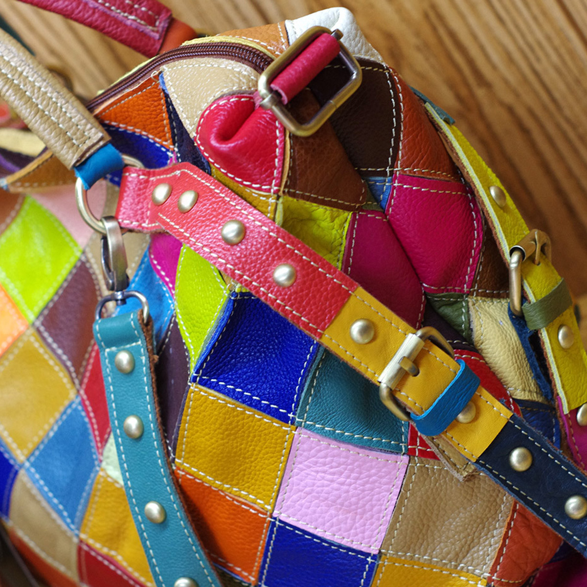 All Seasons Season Women's Medium Leather Color Block Argyle Vintage Style Square Zipper Handbag
