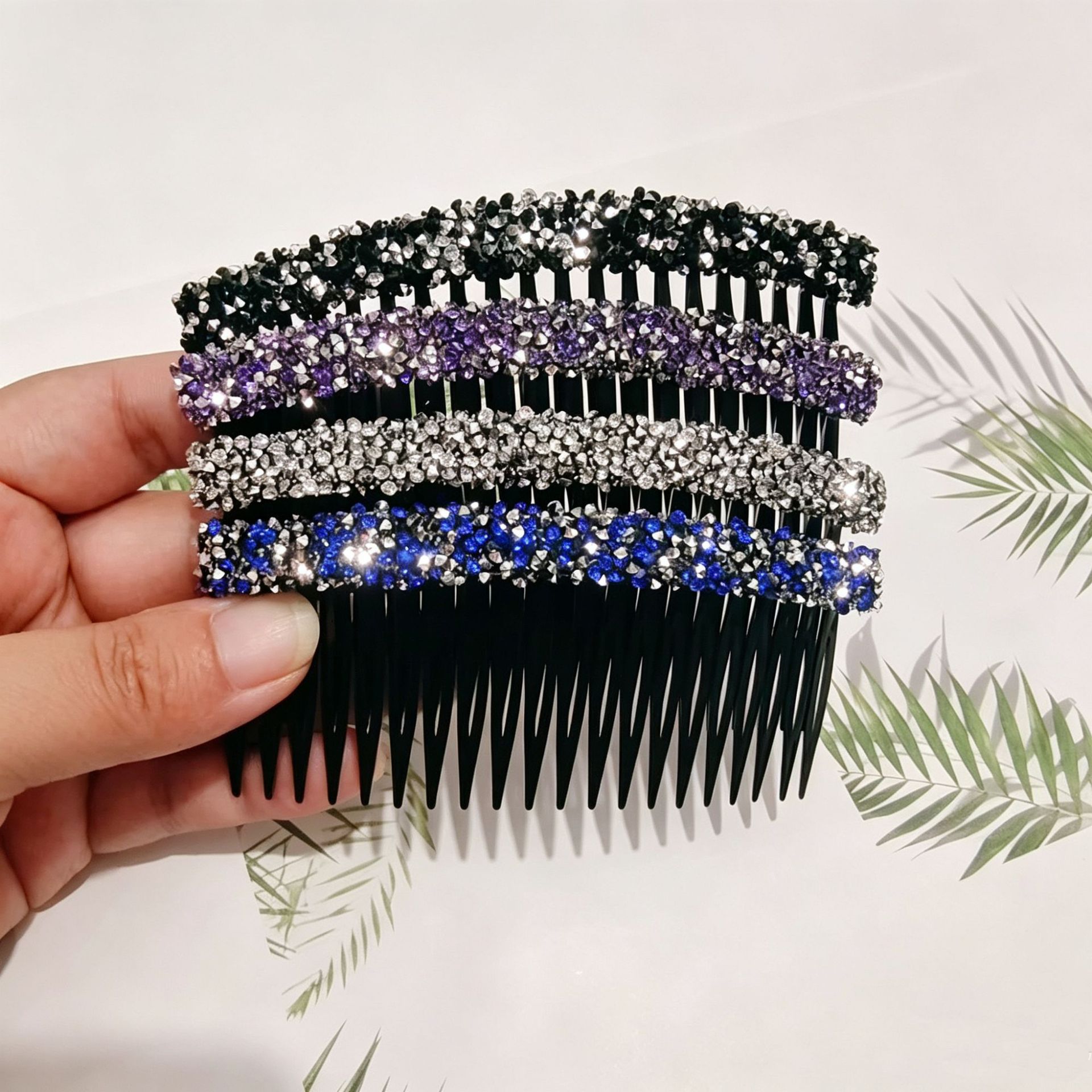 Full-rhinestone hair comb, Korean-style hair accessory, non-slip, lightweight, luxurious, for styling hair at the back of the head, fashionable and trendy