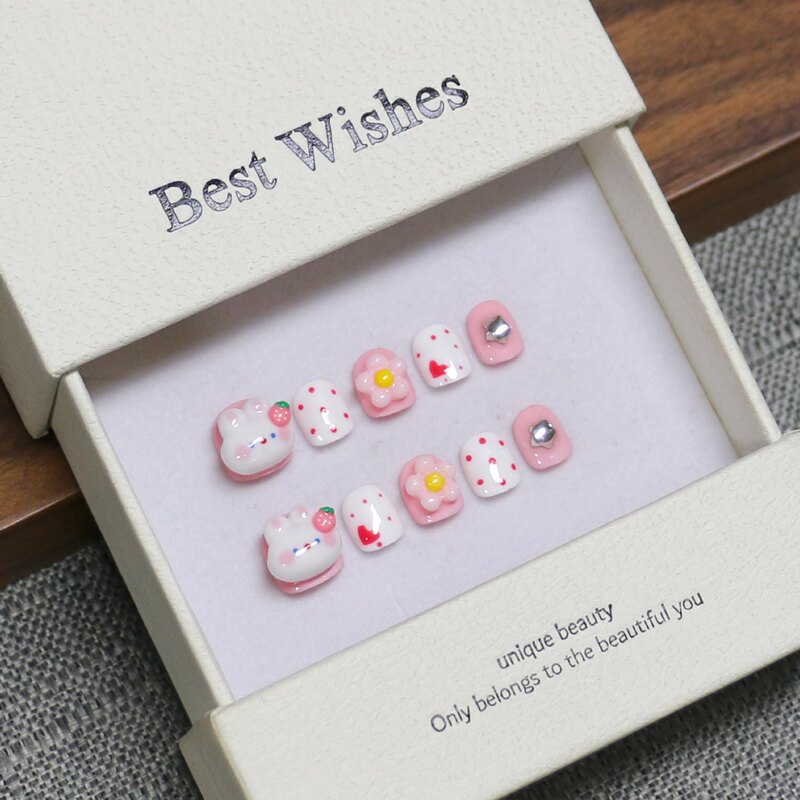 New Handmade Children's Wearable Nails Cute Cartoon Strawberry Rabbit Detachable Short False Nails for Girls Wholesale New Handmade Children's Wearable Nails Cute Cartoon Strawberry Rabbit Detachable Short False Nails for Girls Wholesale