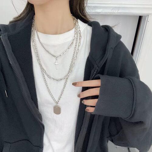 Western and Eastern Instagram Influencer Cross Pendant Necklace, Korean Minimalist Sweatshirt Style, Layered Hip-Hop Multi-Purpose Titanium Steel Necklace