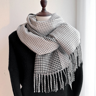Autumn and Winter New Nordic Simple Houndstooth Plaid Scarf British All-match Shawl Double-sided Tassel Plaid Scarf