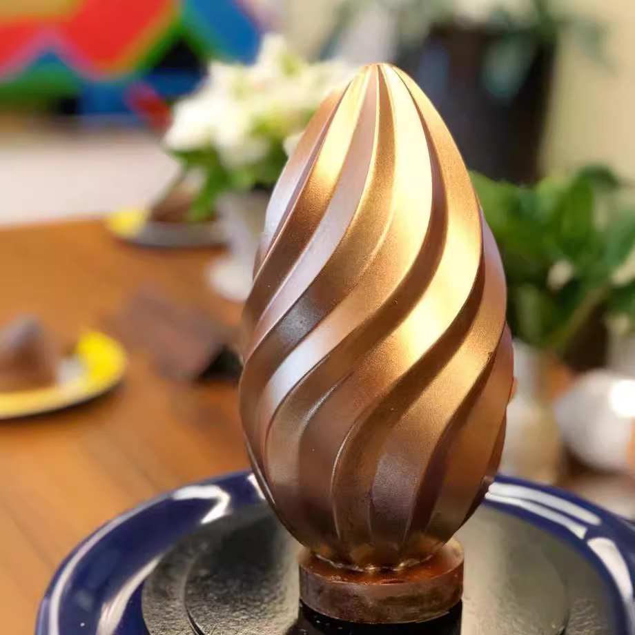 Exquisito huevo de Pascua molde de silicona tridimensional huevo único molde de chocolate golpe música para hornear molde de pastel