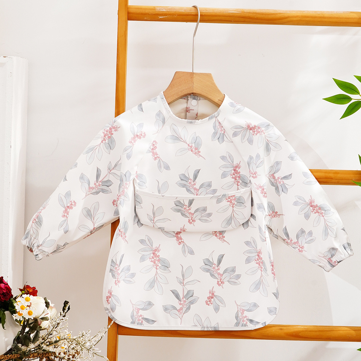 Danés PU impermeable de manga larga para niños mono anti-fouling buena limpieza bebé comiendo babero bebé babero anti-sucio alimentación