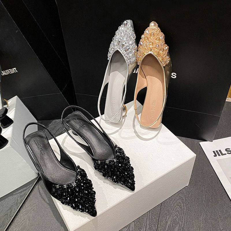 Французские одиночные туфли со стразами женские толстые каблуки на каблуках 2025 новые дикие летние женские туфли больших размеров 41 один 43