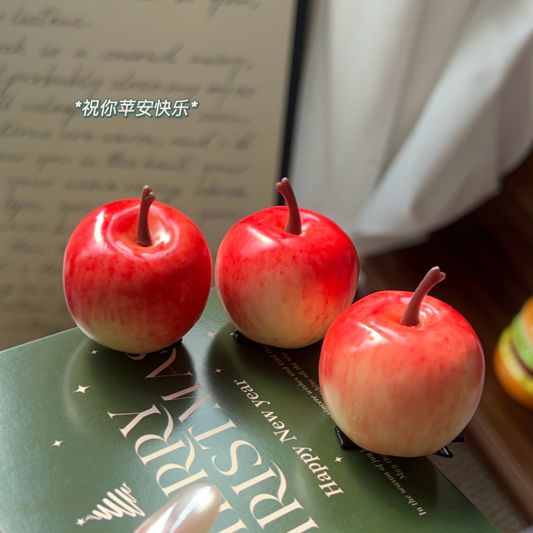 Fun Three-Dimensional Small Apple Hairpin, Simulated Cute Fruit Hair Accessories, Soft and Cute, Playful Girl and Children's Hair Accessories Hairpin