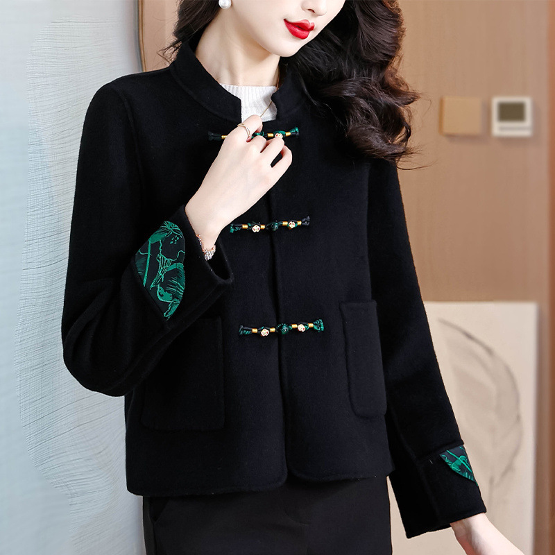 High-Quality Petite Age-Reducing Middle-Aged Women's Cashmere Coat Autumn and Winter New Short Woolen Coat Chinese Style New Chinese Style