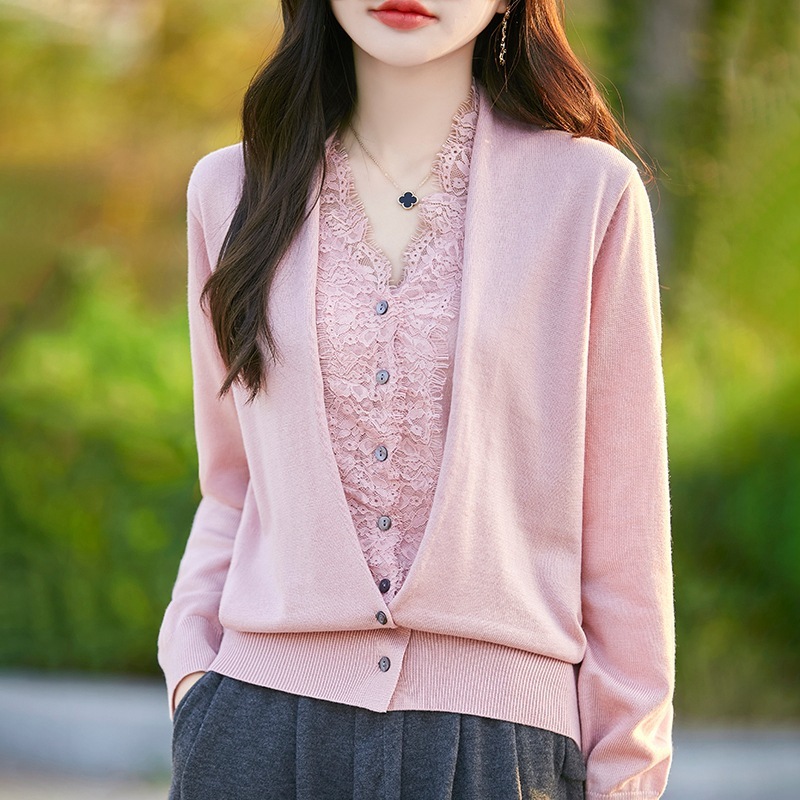 中年妈妈春装针织毛衣开衫拼接小衫2025新款中老年女洋气打底上衣|undefined