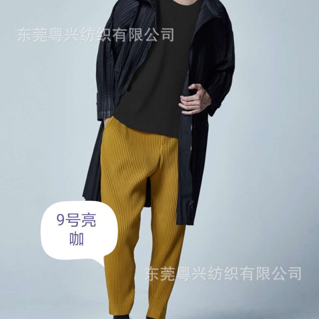 现货提供秋冬压褶用料201土黄色 男女料 压褶面料