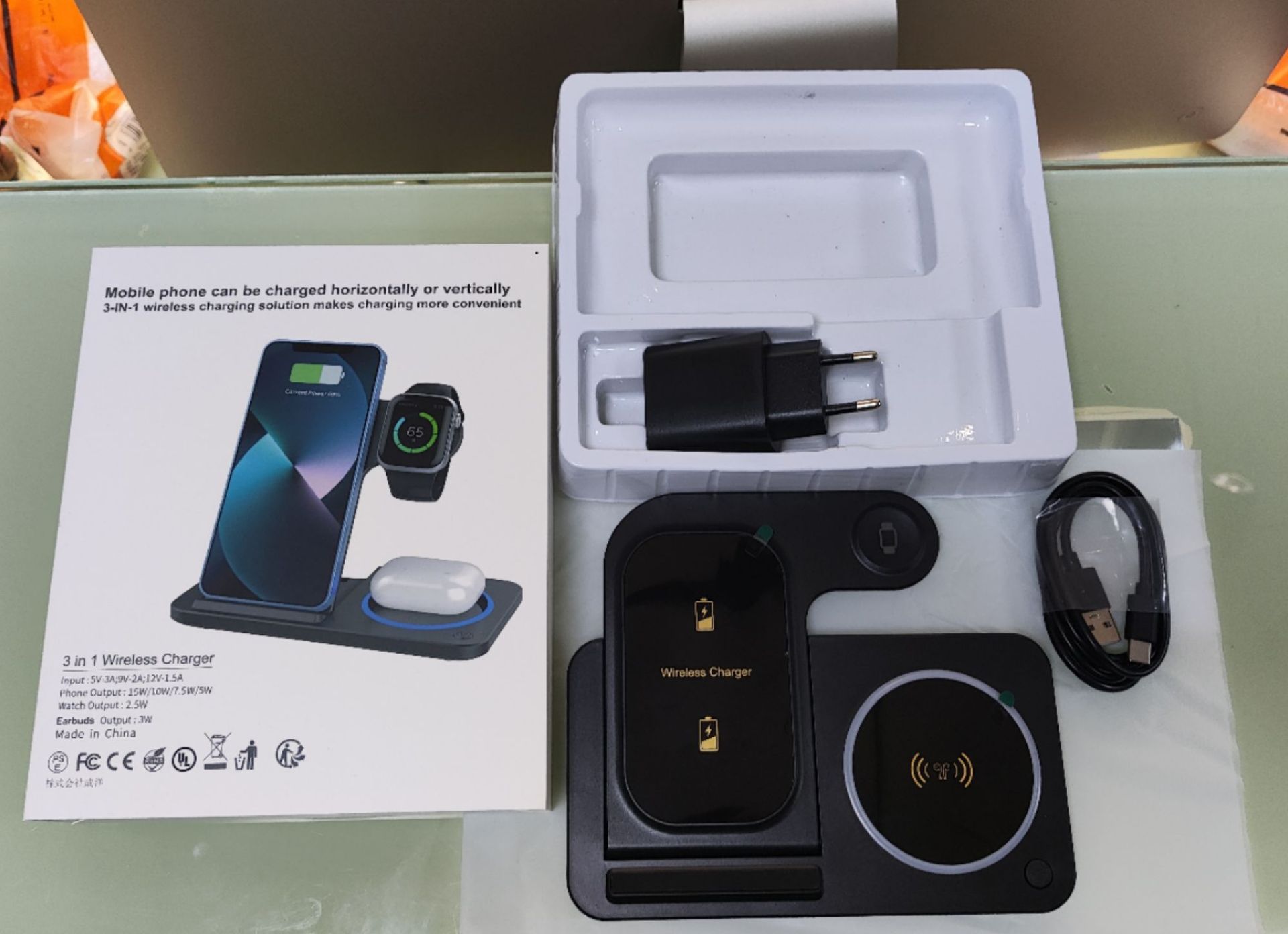 Nuevo plegable de tres en uno cargador inalámbrico 15W de carga rápida reloj para Apple 14/13/12pro Max