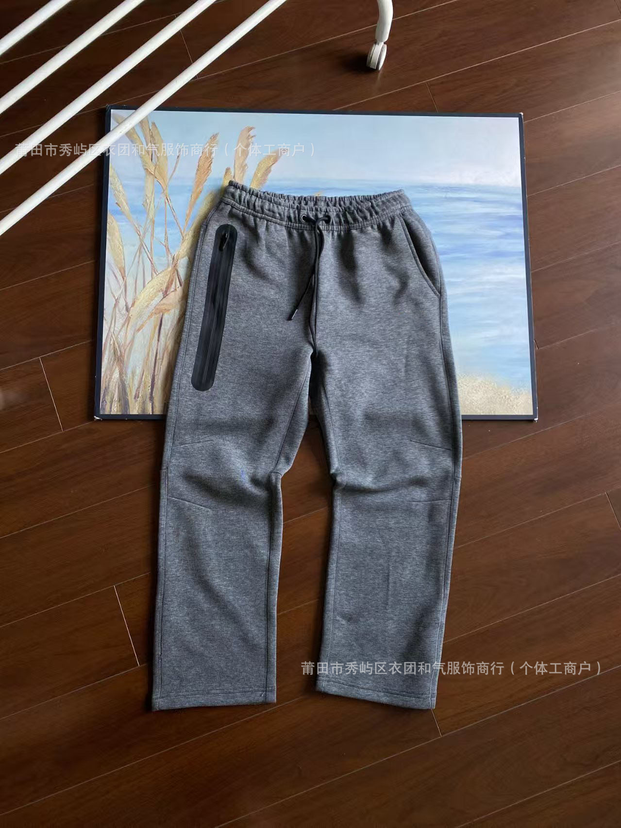 바지.짙은 회색