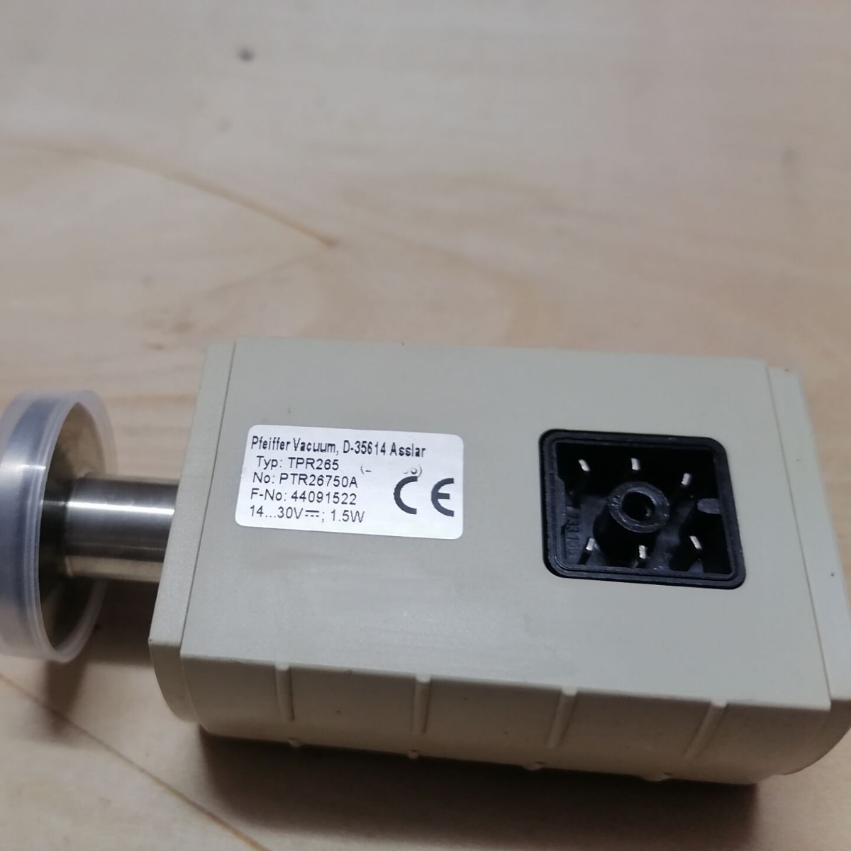 二手TPR265 PFEIFFER VACUUM普发真空计PTR26750A