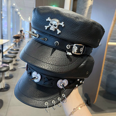 ヘビーメタルチェーン PU レザーフラットトップハット女性のヨーロッパとアメリカのパーソナライズされた新しいキャスケットファッションサンシェードハット