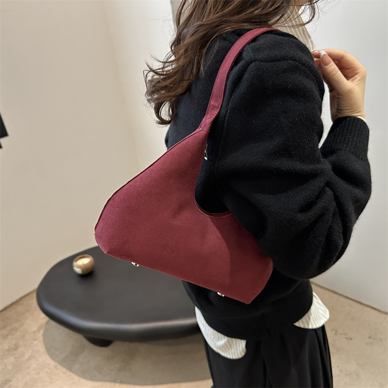 Bolsa de viaje ocio retro de gran capacidad para mujeres 2024 nuevo otoño y invierno bolso especial de nicho popular con bolso de hombro