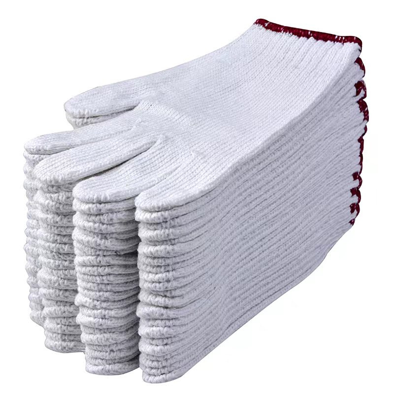 Blanquear 600 gramos de bordes hechos a mano no es fácil de deshacer