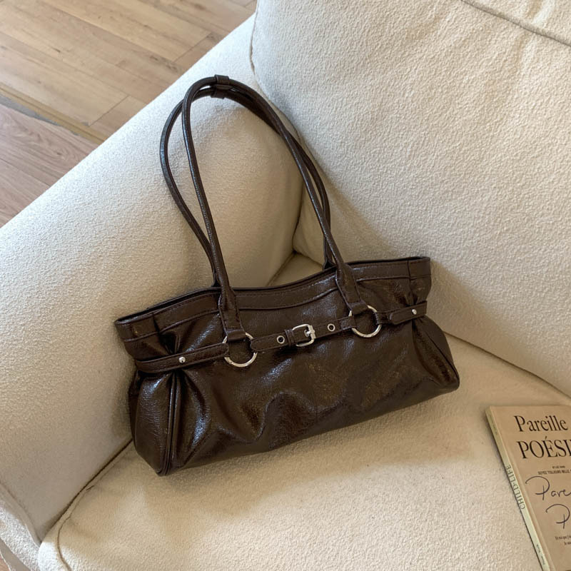 Versatile and stylish underarm bag 2025, large-capacity new women's model, trendy and retro, popular commuter shoulder bag