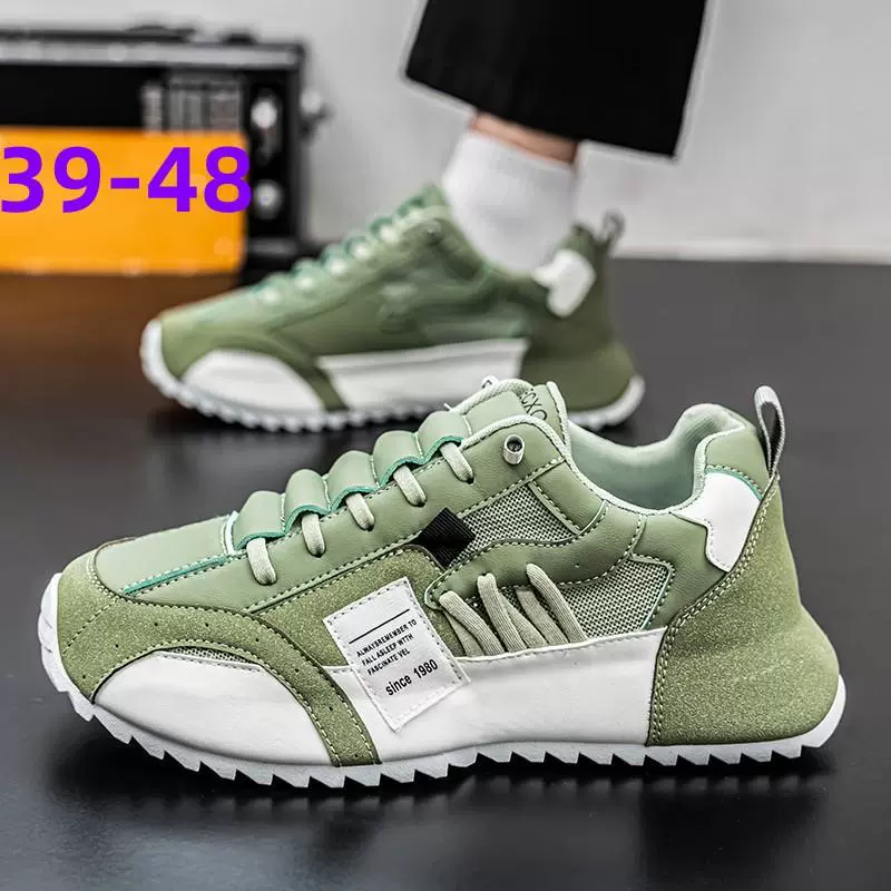 Модная обувь папы мужской весной 2025 новая мода дикие повседневные кроссовки увеличивают нескользящие маленькие белые туфли