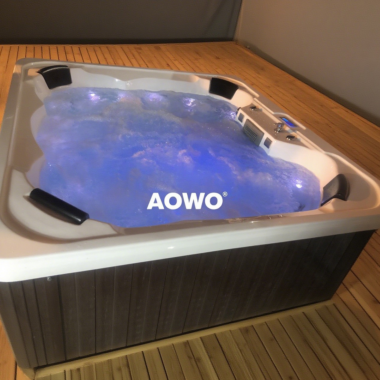 Villa Jardín Piscina al aire libre Jacuzzi para 5 personas Gran masaje transfronterizo termostático bañera al aire libre con CE