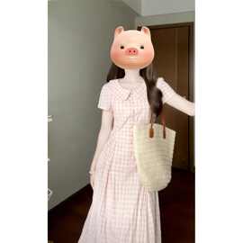 法式粉色格子连衣裙子女装夏季2026新款小个子收腰显瘦娃娃领长裙