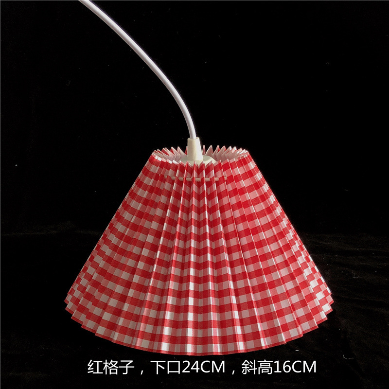 Un gran número de ventas originales de fábrica transfronterizas vintage24CM multi-color plisado lámpara de araña Corea del Sur ins corazón de la niña