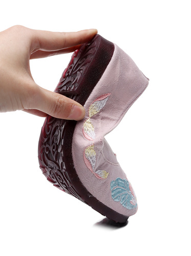 Jelly bottom jacquard cotton embroidered soft bottom hanfu folk embroidery shoes